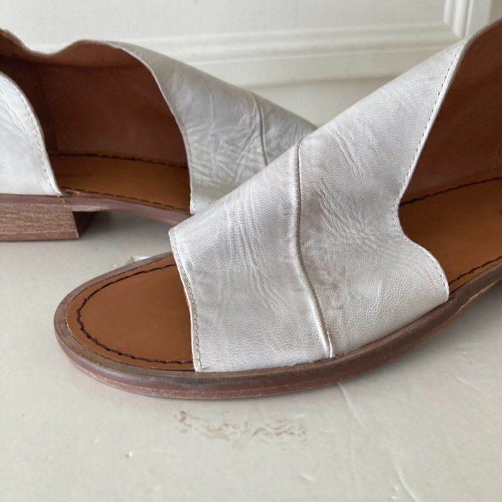 NWOT Free People Mont Blanc Creme Cutout Leather Sandals Sz 41 - Picture 2 of 8